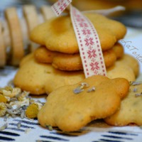 Biscottini alla Lavanda, Camomilla e Miele (Senza Glutine e senza Lattosio)